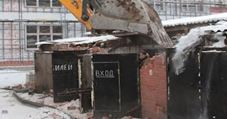 Снос гаража и вывоз мусора в Выборге - Быстро и качественно от Сварной-Вбр от 2099 рублей