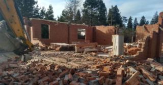 Демонтаж 1 этажного дома Выборг, цена от 1627 руб.